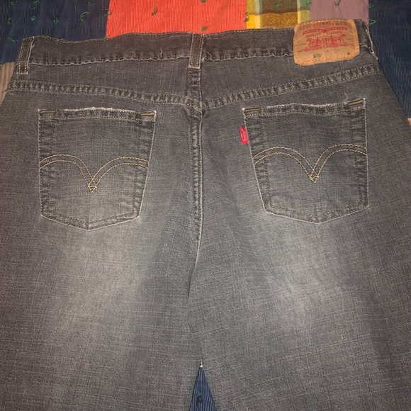 Levi’s 505 Jeans - Size 10 Petite Medium. - Picture 2 of 3
